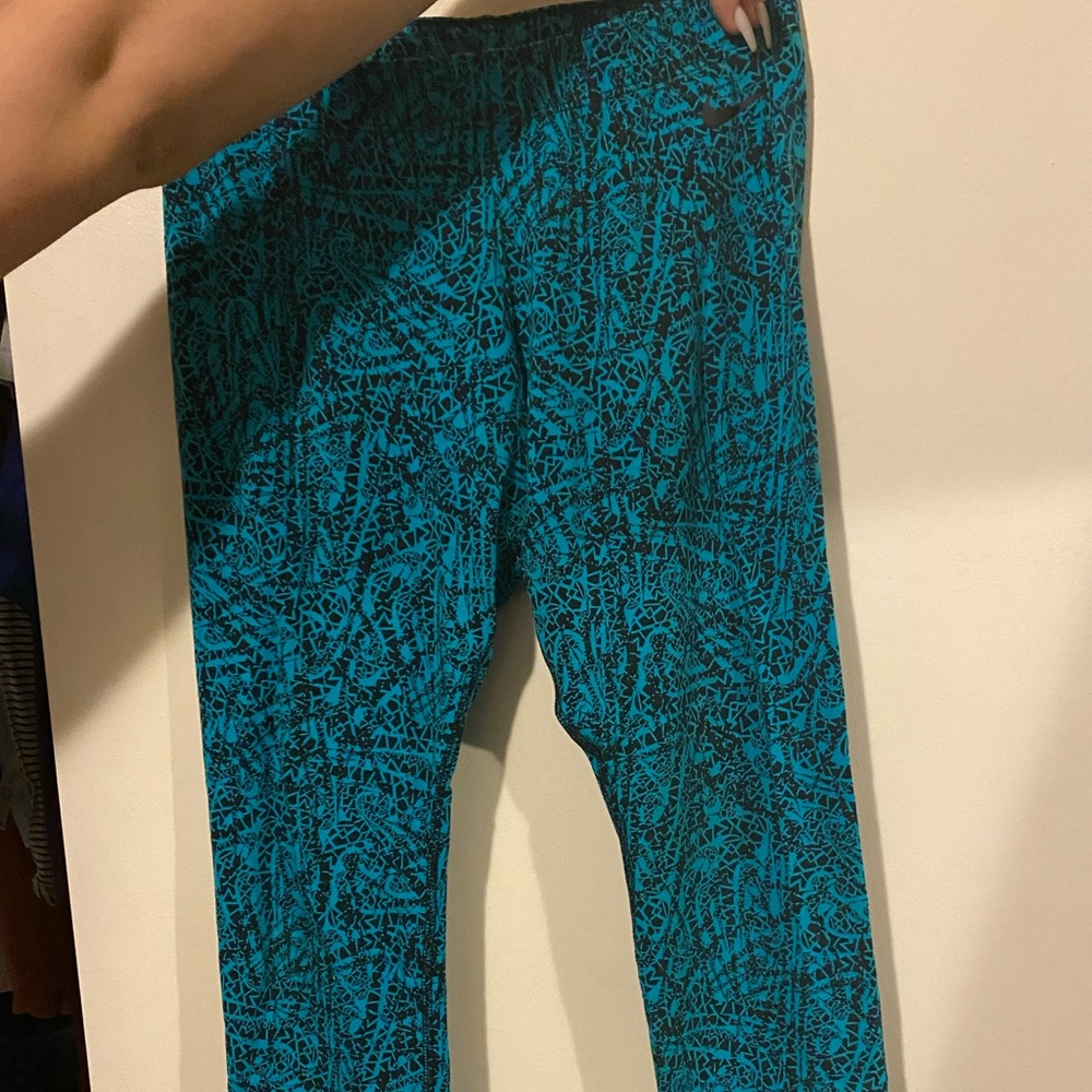 Nike leggings